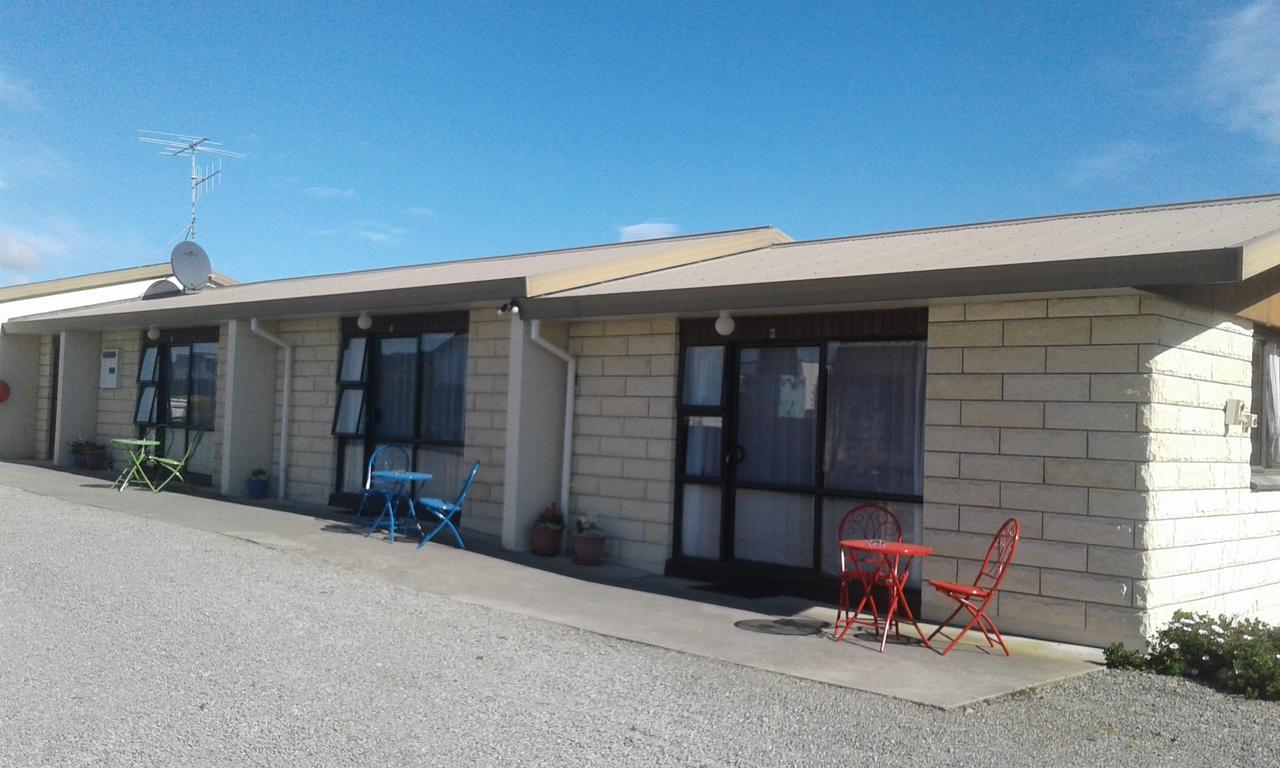Moeraki Boulders Motel *