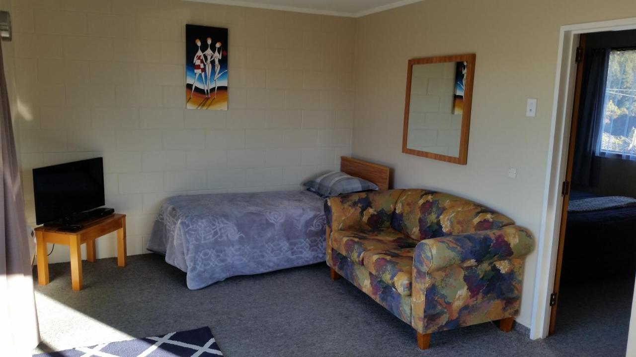 Moeraki Boulders Motel *